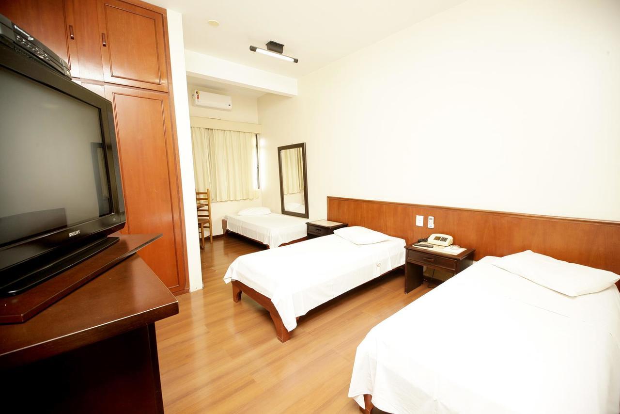 Galatas Central Hotel ปาโตส เจ มินาส ภายนอก รูปภาพ